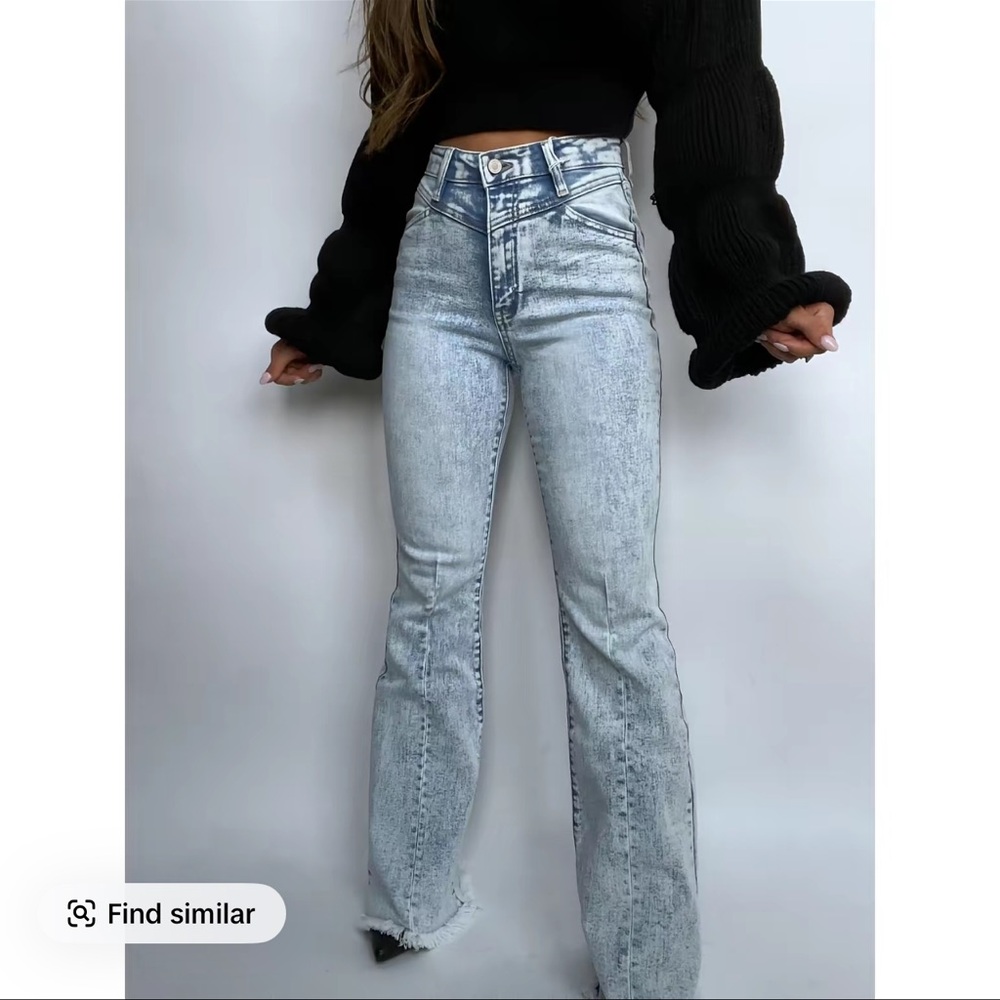 Willow Boutique Keep Up Flare Acid Wash SIZE 7